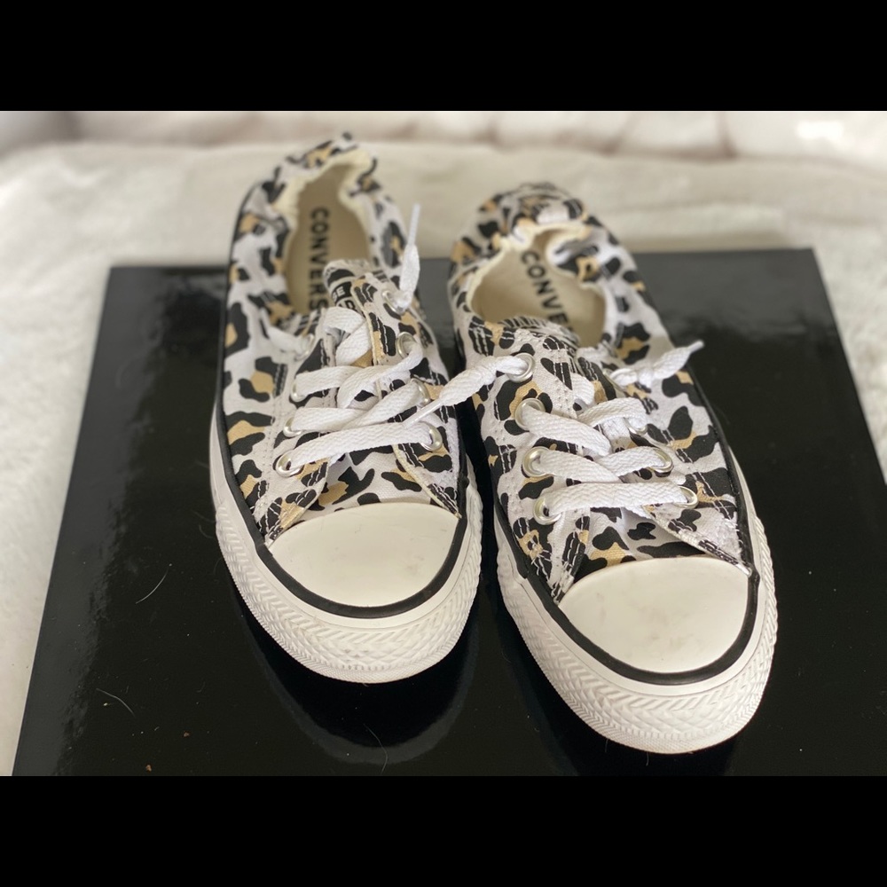 Converse animal print